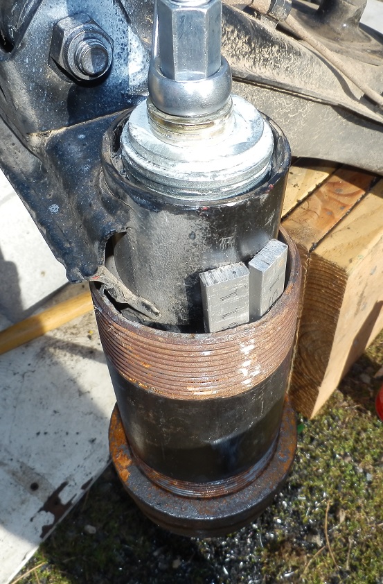 Subframe bushing separated and how to remove the outer shell?